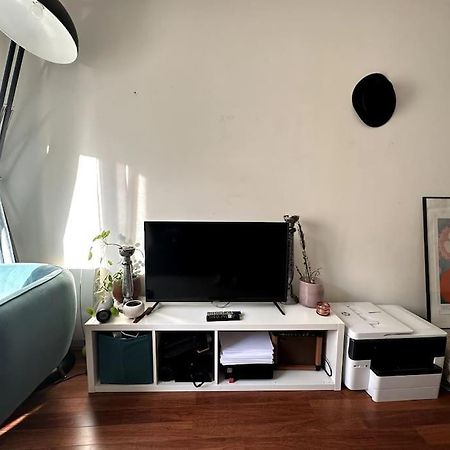 Appartement Lumineux Avec Balcon Levallois-Perret Ngoại thất bức ảnh