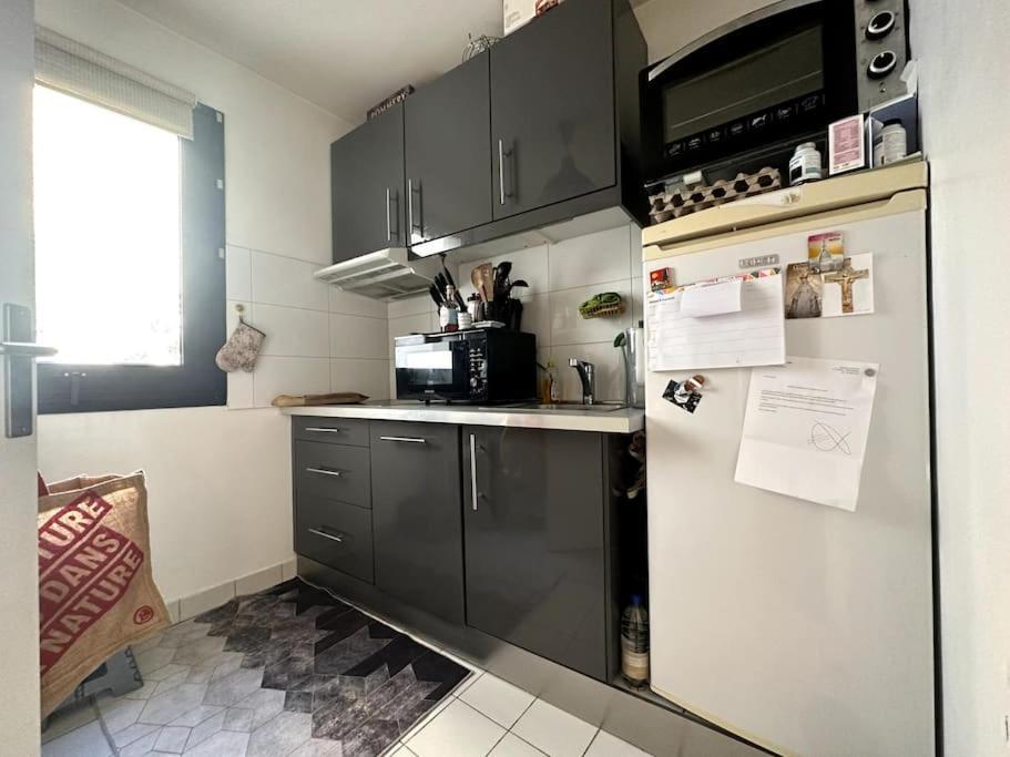 Appartement Lumineux Avec Balcon Levallois-Perret Ngoại thất bức ảnh